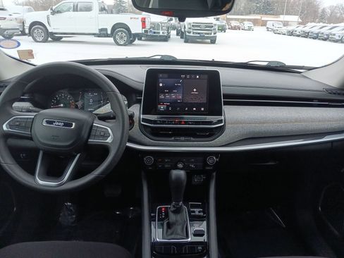 Certified 2022 Jeep Compass Sport image 14