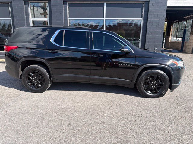 Used 2019 Chevrolet Traverse LT w/ LPO, Cargo Package AWD/4WD image 9