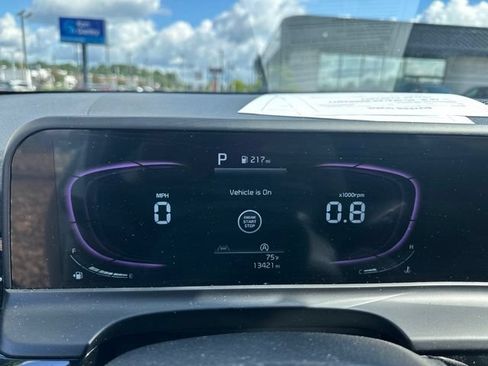 Used 2025 Kia Seltos S FWD image 11