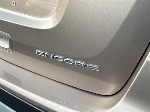 Used 2018 Buick Encore Preferred image 8