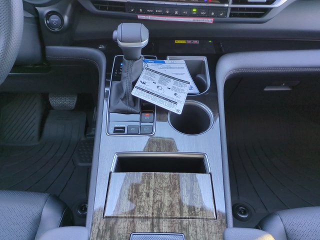 New 2026 Toyota Sienna Limited AWD/4WD image 19