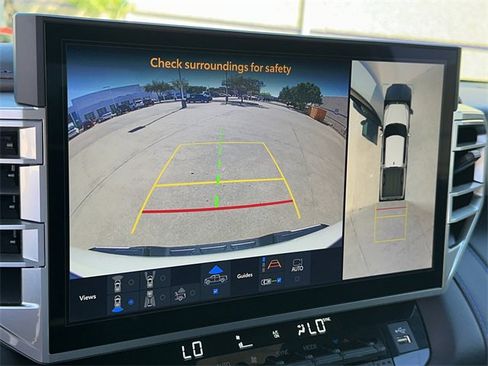 Used 2025 Toyota Tundra Platinum image 18