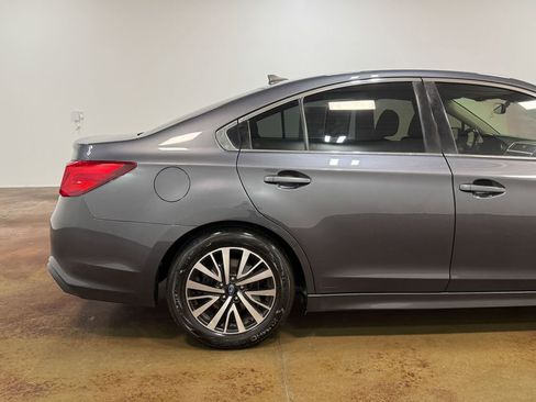 Used 2019 Subaru Legacy 2.5i Premium AWD/4WD image 33