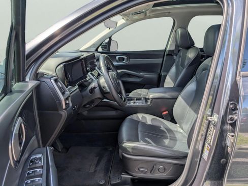 Used 2023 Kia Sorento S w/ Panoramic Sunroof Package FWD image 32