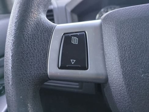 Used 2010 Jeep Grand Cherokee Laredo image 22