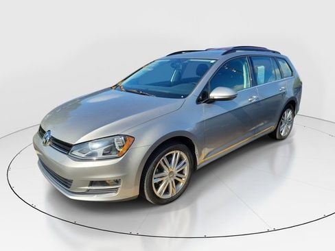 Used 2015 Volkswagen Golf TDI SE image 2