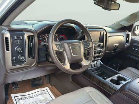 Used 2016 GMC Sierra 1500 Denali w/ Enhanced Driver Alert Package AWD/4WD image 16