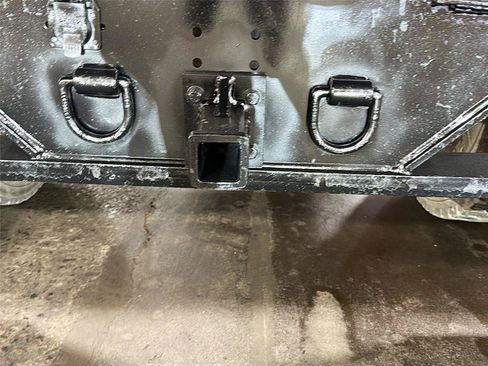 Used 2022 Ford F650 2WD Regular Cab Super Duty image 33