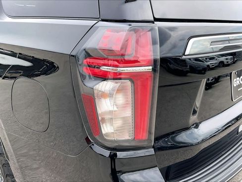 Used 2022 Chevrolet Tahoe Z71 w/ Z71 Off-Road Package AWD/4WD image 28