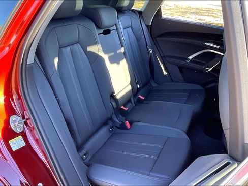 Certified 2025 Audi Q5 Prestige image 18