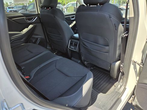 Used 2024 Subaru Forester Premium AWD/4WD image 19