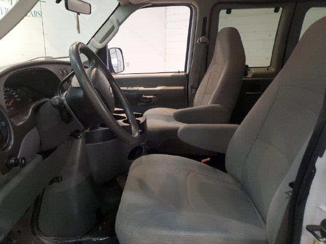 Used 2008 Ford E-350 and Econoline 350 XLT RWD image 9