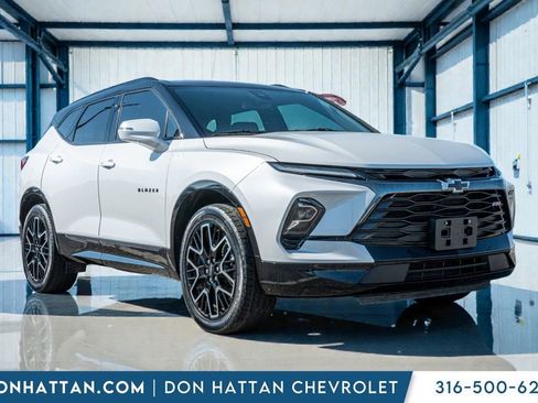 Used 2024 Chevrolet Blazer RS w/ Enhanced Convenience Package FWD image 34