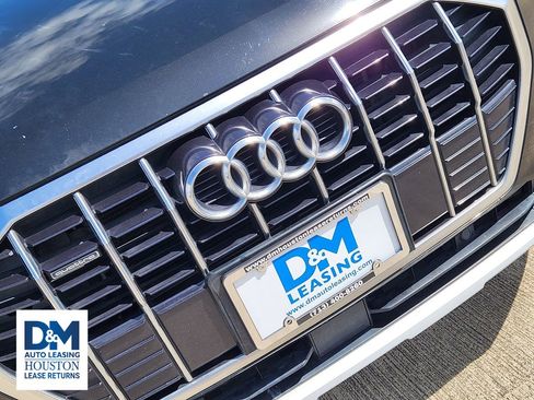 Used 2020 Audi Q3 2.0T Premium Plus w/ Premium Plus Package AWD/4WD image 13