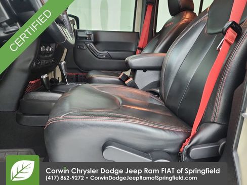 Certified 2017 Jeep Wrangler Unlimited Rubicon AWD/4WD image 20