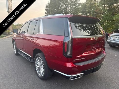 Used 2023 Cadillac Escalade Premium Luxury AWD/4WD image 7
