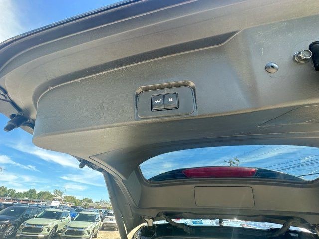 Used 2023 Nissan Rogue SL AWD/4WD image 46