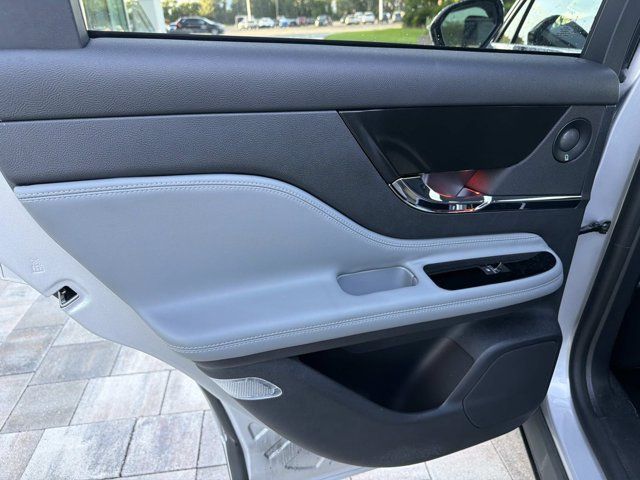 Certified 2020 Lincoln Corsair Reserve w/ Equipment Group 202A AWD/4WD image 16
