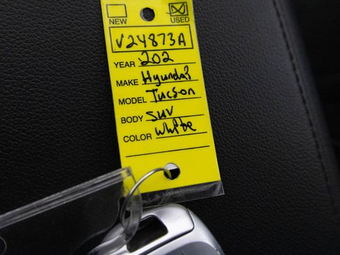 Used 2023 Hyundai Tucson Limited image 27