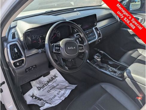 Used 2022 Kia Sorento SX image 12