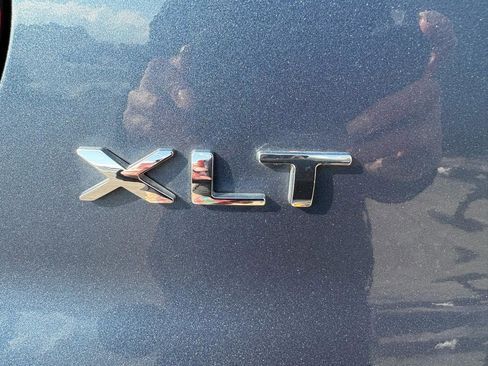 Used 2018 Ford Explorer XLT w/ Equipment Group 202A image 49