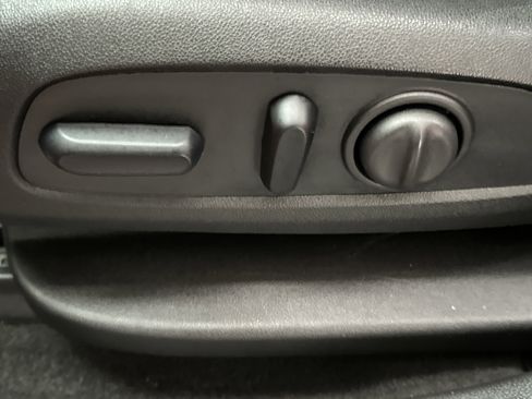 Used 2024 Chevrolet Blazer LT image 21