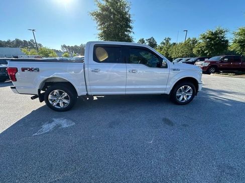 Used 2018 Ford F150 Platinum w/ Equipment Group 701A Luxury AWD/4WD image 3