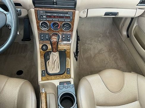 Used 2001 BMW Z3 3.0i RWD image 16