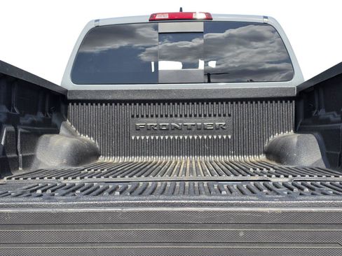 Used 2025 Nissan Frontier PRO-4X w/ Interior Protection Package AWD/4WD image 32
