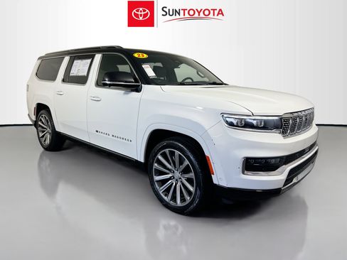 Used 2023 Jeep Grand Wagoneer L Series II AWD/4WD image 1