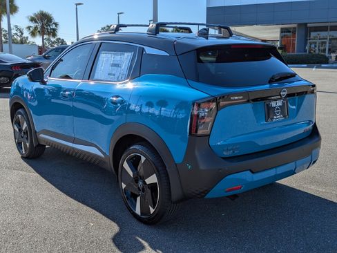 New 2026 Nissan Kicks SR w/ Cold Weather Package image 6