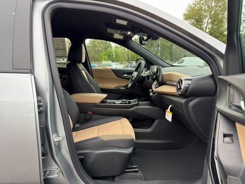 New 2026 Chevrolet Equinox ACTIV w/ Safety and Technology Package AWD/4WD image 13