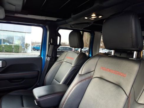 Used 2022 Jeep Wrangler Unlimited Rubicon w/ LED Lighting Group image 17