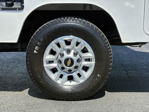 Used 2025 Chevrolet Silverado 2500 W/T w/ WT Convenience Package RWD image 11