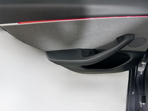 Used 2024 Tesla Model 3 Long Range RWD image 24