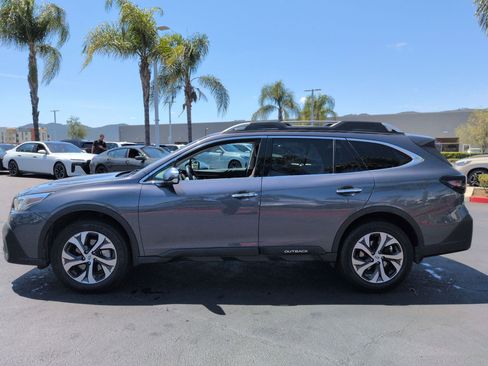Used 2020 Subaru Outback Touring w/ Popular Package #2 AWD/4WD image 7