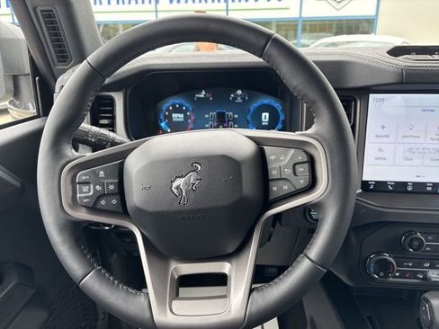 New 2025 Ford Bronco Badlands image 26