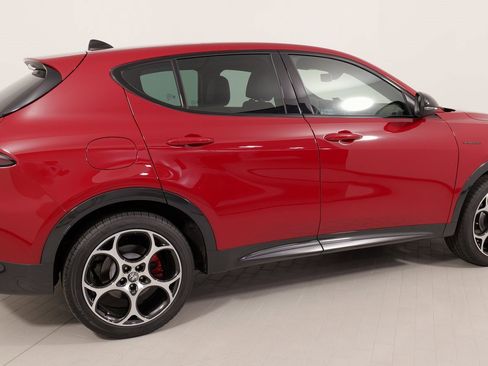 Used 2024 Alfa Romeo Tonale Veloce image 28