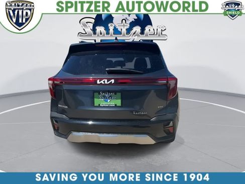 Used 2024 Kia Seltos S AWD/4WD image 8