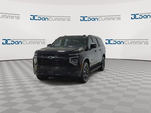 New 2026 Chevrolet Suburban RST w/ Comfort Package AWD/4WD image 4
