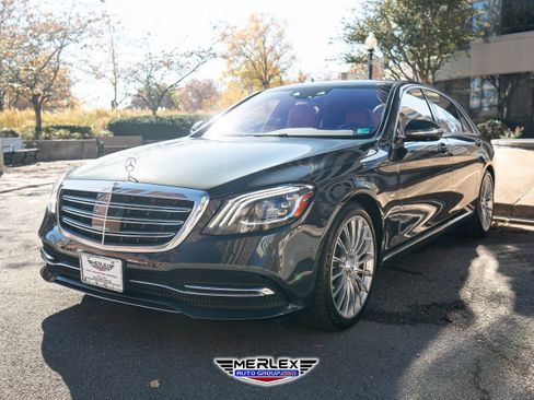 Used 2019 Mercedes-Benz S 560 4MATIC Sedan w/ Premium Package image 3