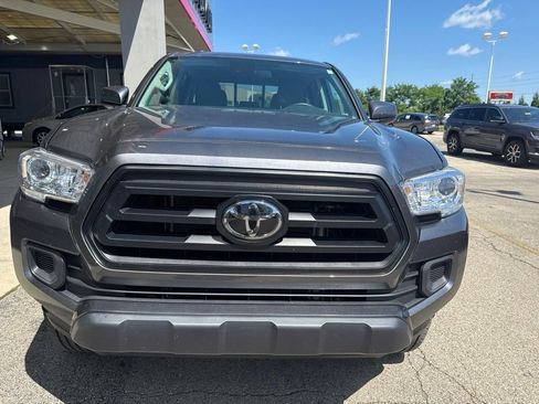 Used 2023 Toyota Tacoma SR AWD/4WD image 9