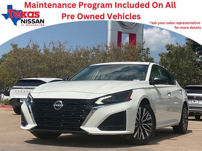 Used 2025 Nissan Altima 2.5 SV