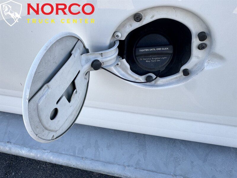 Used 2023 GMC Savana 2500 w/ Driver Convenience Package RWD image 18