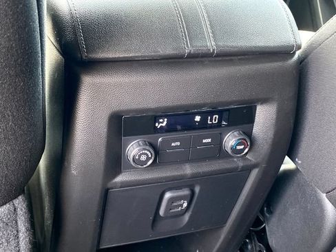 Certified 2023 Chevrolet Traverse LT AWD/4WD image 19