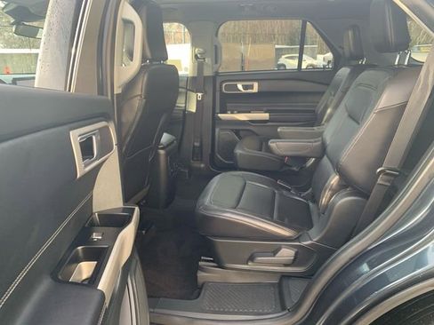 Used 2023 Ford Explorer XLT w/ Equipment Group 202A image 16