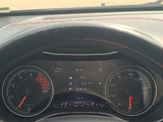 Used 2020 Jeep Cherokee Trailhawk w/ Cold Weather Group AWD/4WD image 15