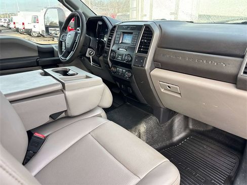 Used 2020 Ford F450 XL w/ Power Equipment Group image 11