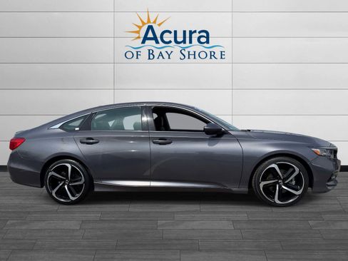 Used 2019 Honda Accord Sport image 6