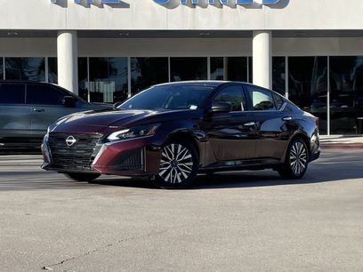 Used 2024 Nissan Altima 2.5 SV